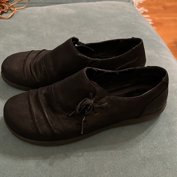 B.O.C Born Concept Slip Ons - Size 9W - Picture 2 of 7